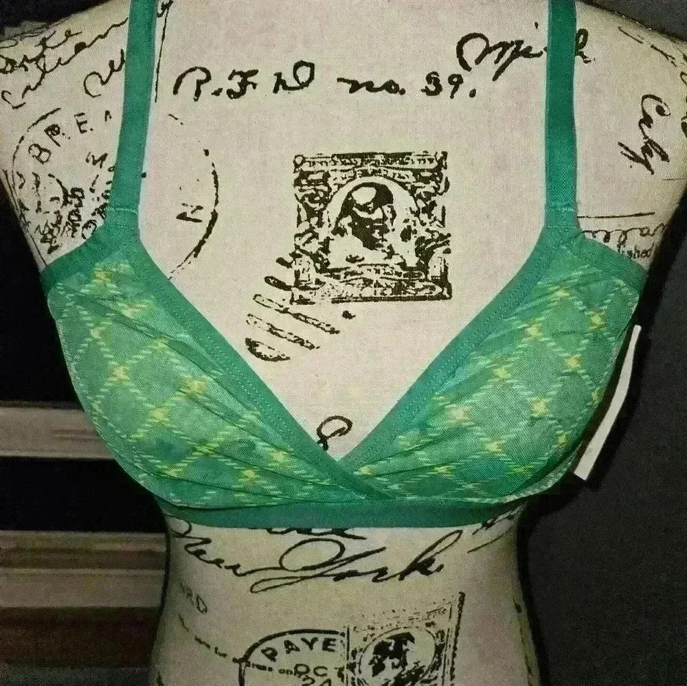 Colsie Womans Green Bralette Size L